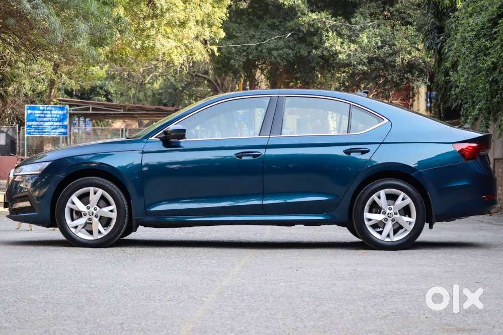 Skoda Octavia 2.0 Style Tsi At, 2022, Petrol