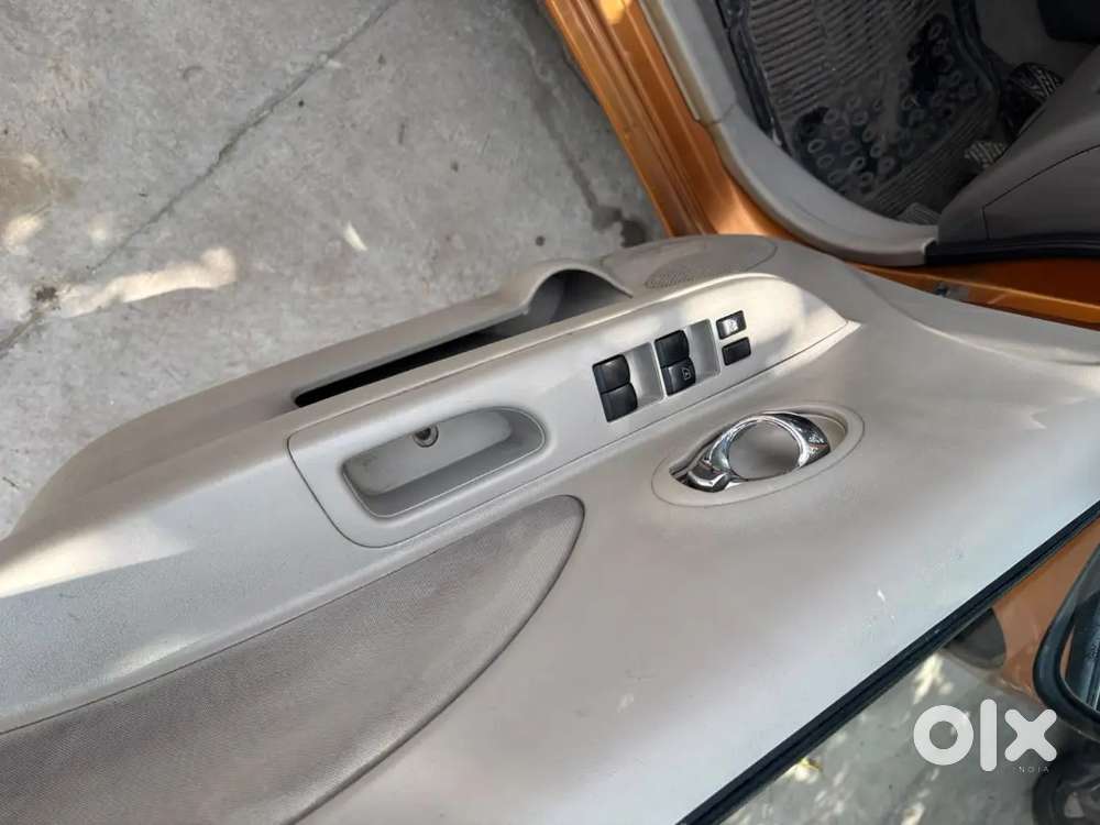 Nissan Micra Diesel Premium 2012