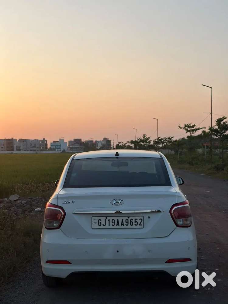 Hyundai Xcent 2014 Cng & Hybrids 75240 Km Driven