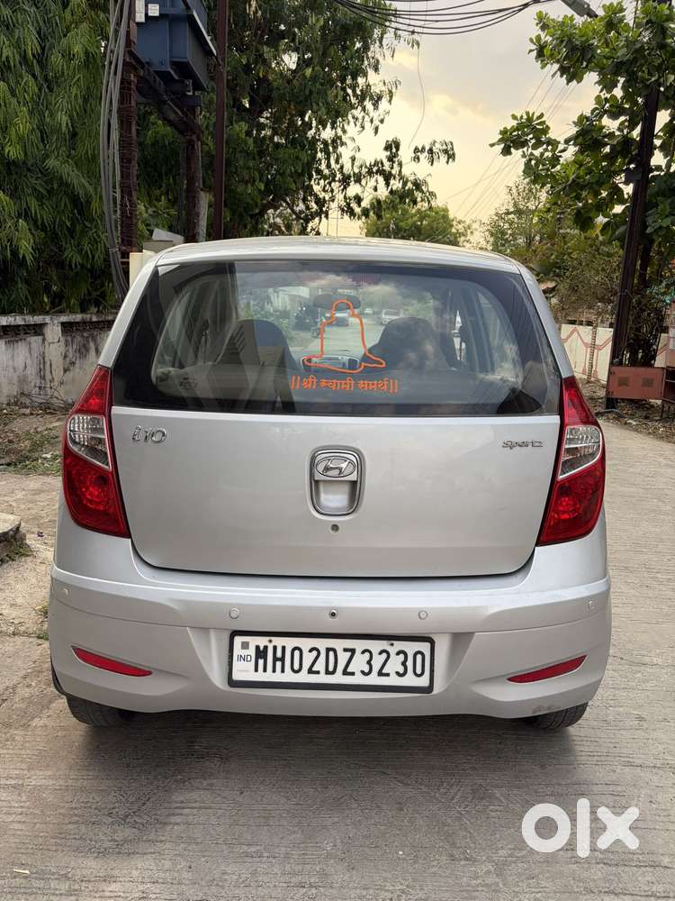 Hyundai I10 Sportz, 2015, Petrol