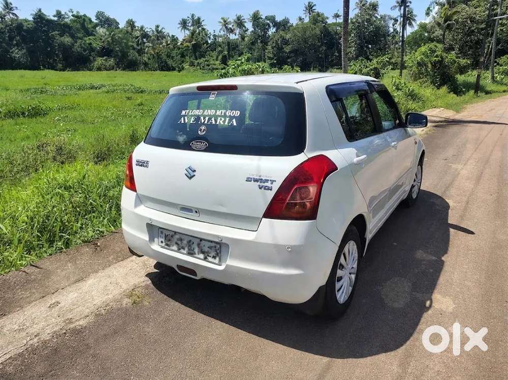 Senior Citizen Driven Single Owner 2009 Maruti Swift Diesel