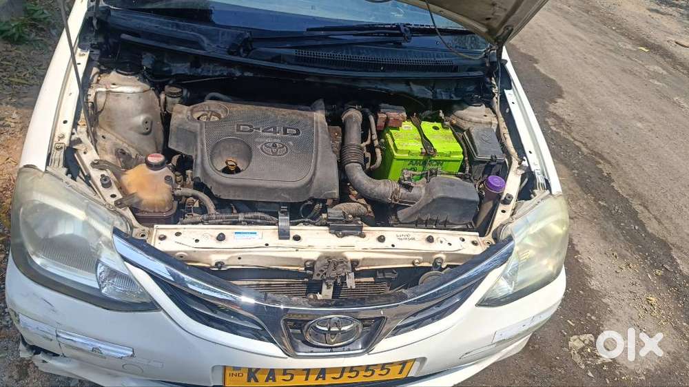 Good Sound System, Bluetooth Available, All Documents Are Running.