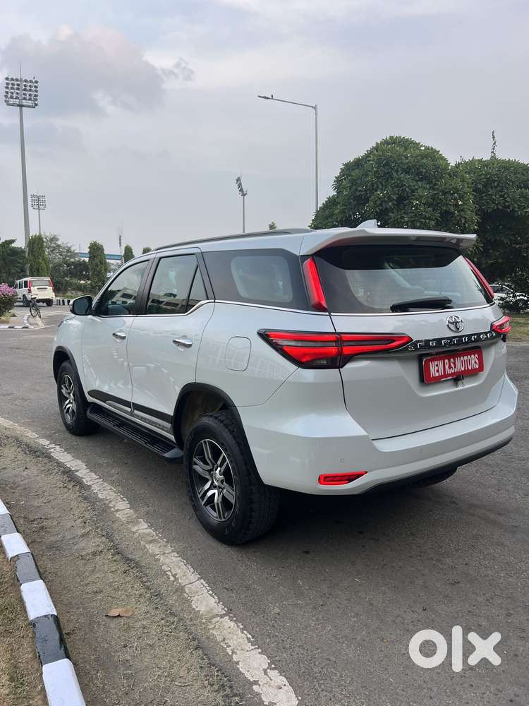 Toyota Fortuner 4x2 At 2.8 Diesel, 2024, Diesel
