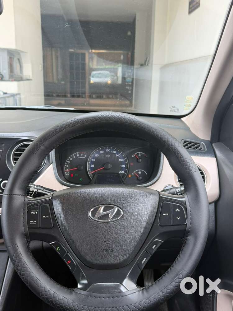Hyundai Xcent Top Model Petrol 2014 Mint Condition