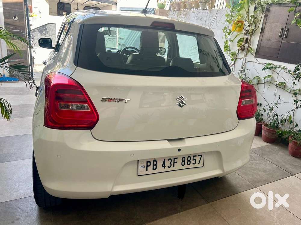 Maruti Suzuki Swift Vxi  2022