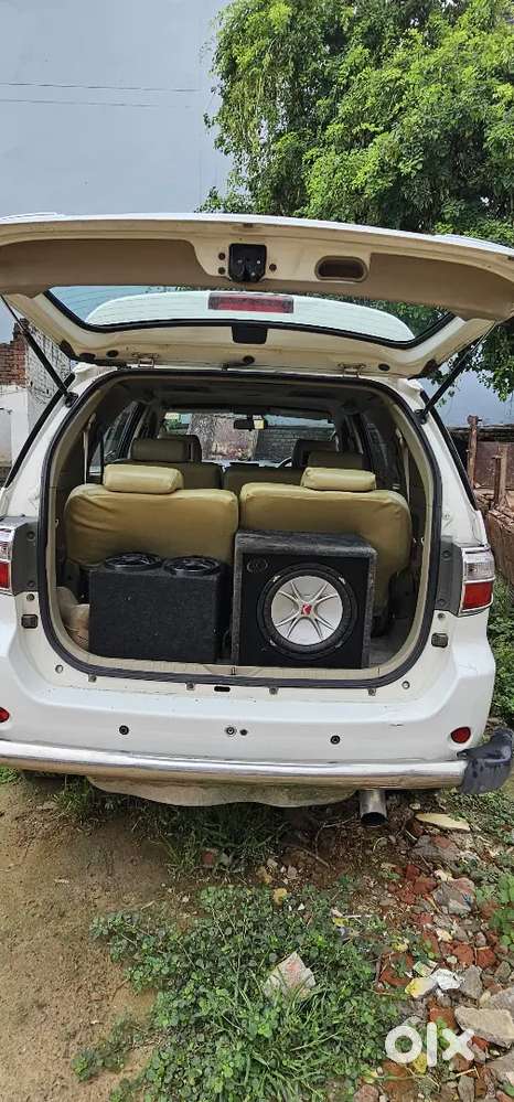 Toyota Fortuner 2010 Diesel 195000 Km Driven