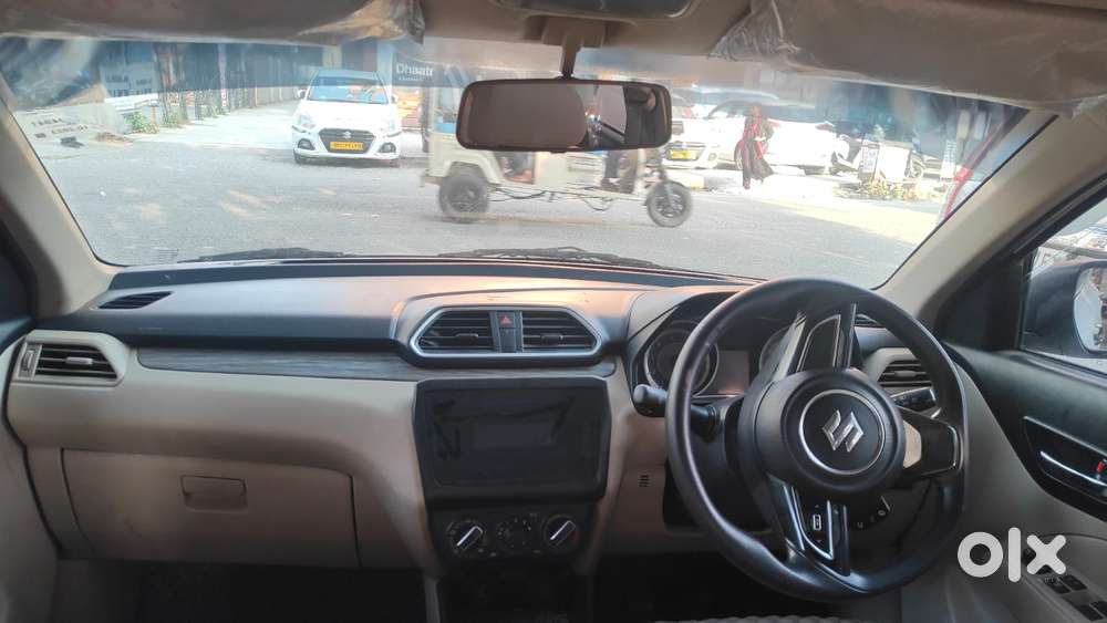 Maruti Suzuki Dzire 1.2 Vxi, 2023, Petrol