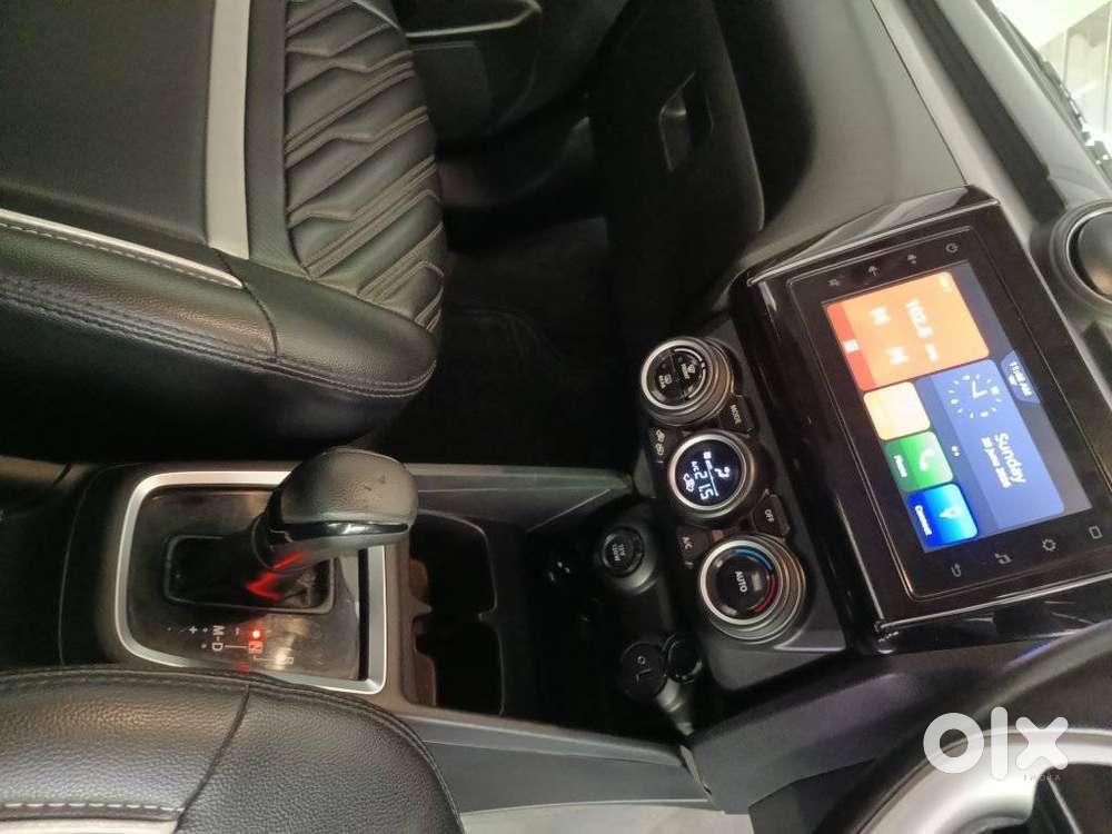 Maruti Suzuki Swift Amt Zxi Plus, 2022, Petrol