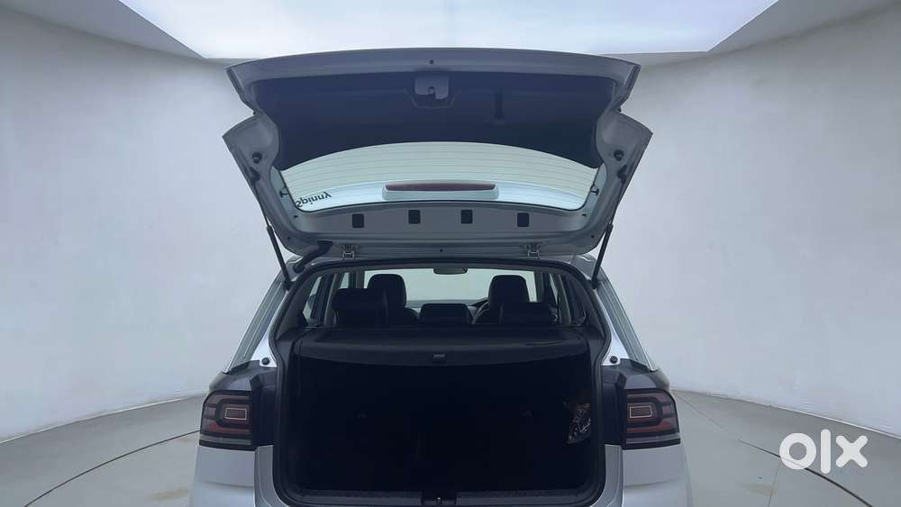Volkswagen Taigun Topline 1.0 Tsi At (electric Seats), 2022, Petrol