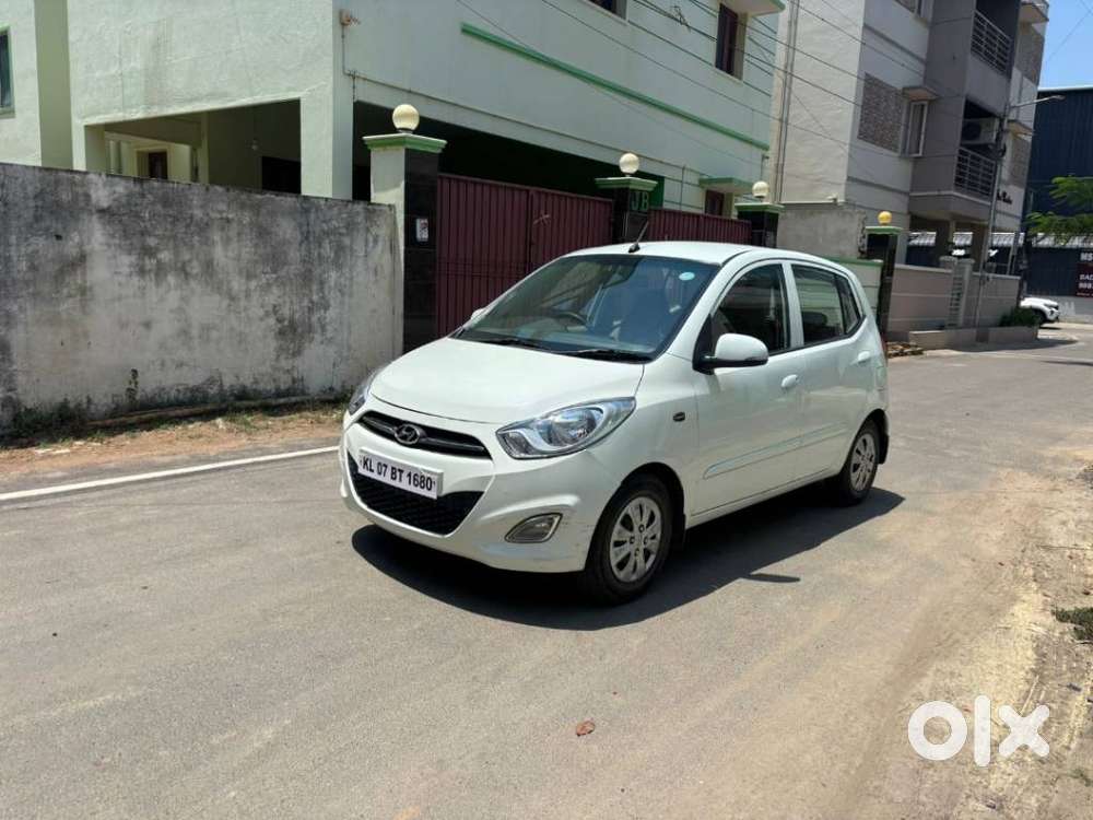 Hyundai I10 Sportz, 2012, Petrol