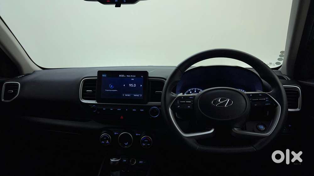 Hyundai Venue Sx Plus Turbo Dct, 2022, Petrol