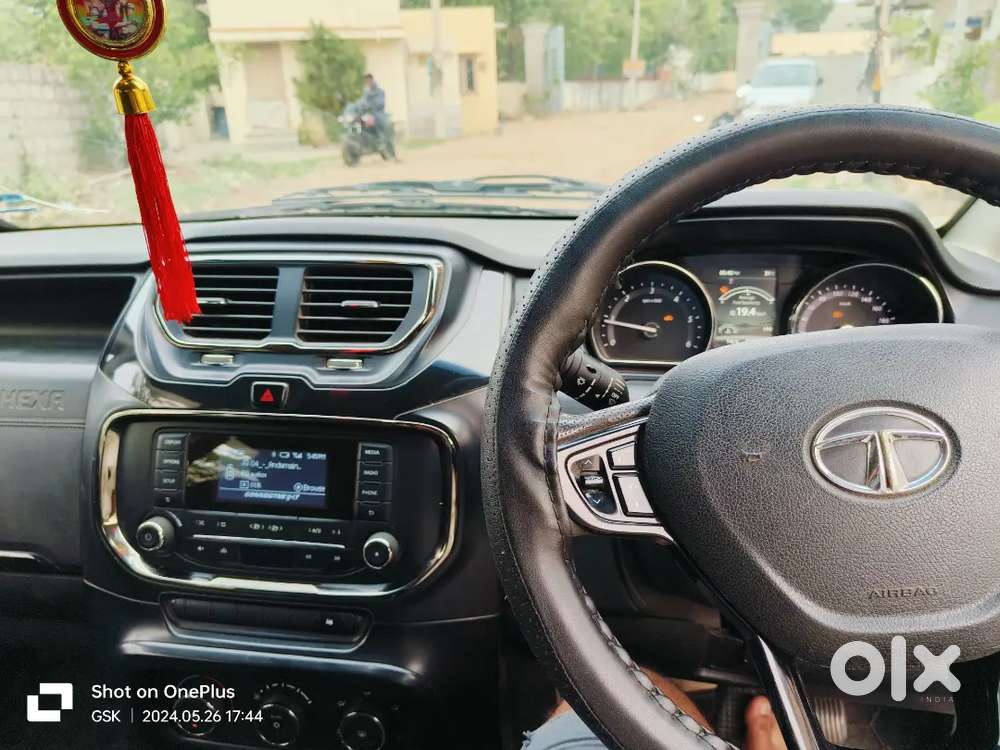 Tata Hexa Xe