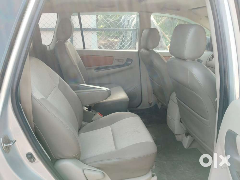 Toyota Innova Diesel 2014