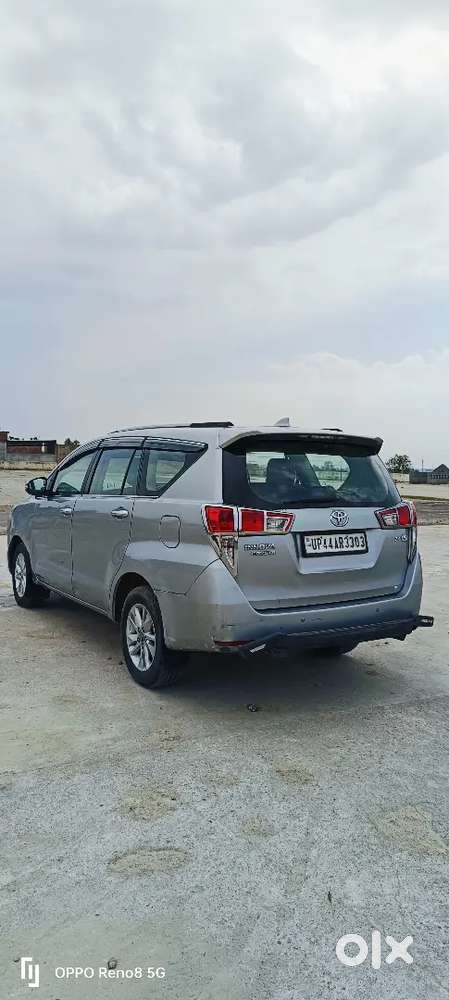 Toyota Innova Crysta 2018 Variant