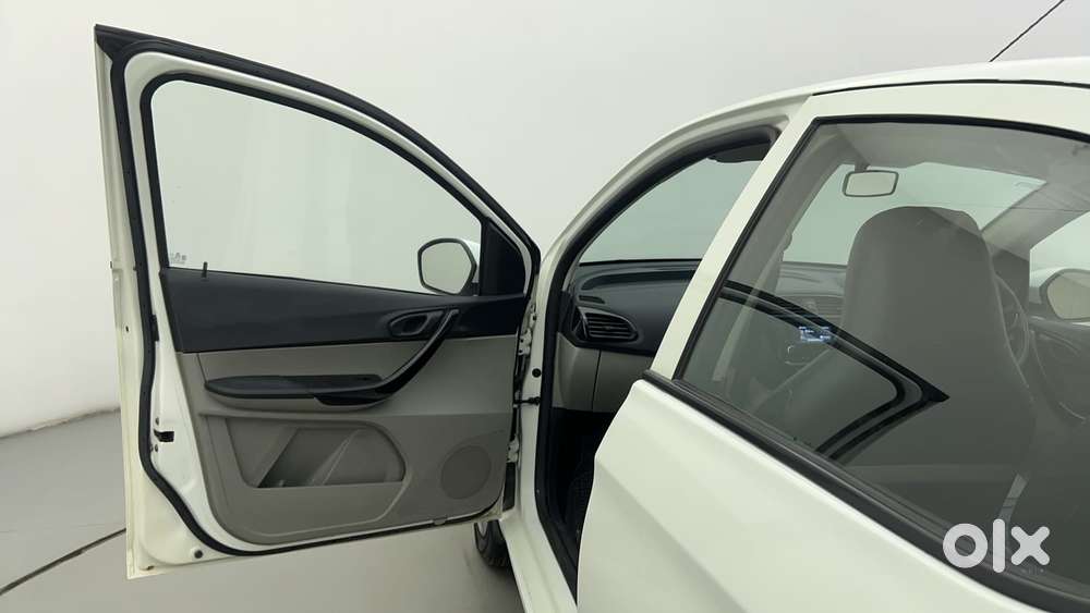 Tata Tiago 1.2 Revotron Xt, 2019, Petrol