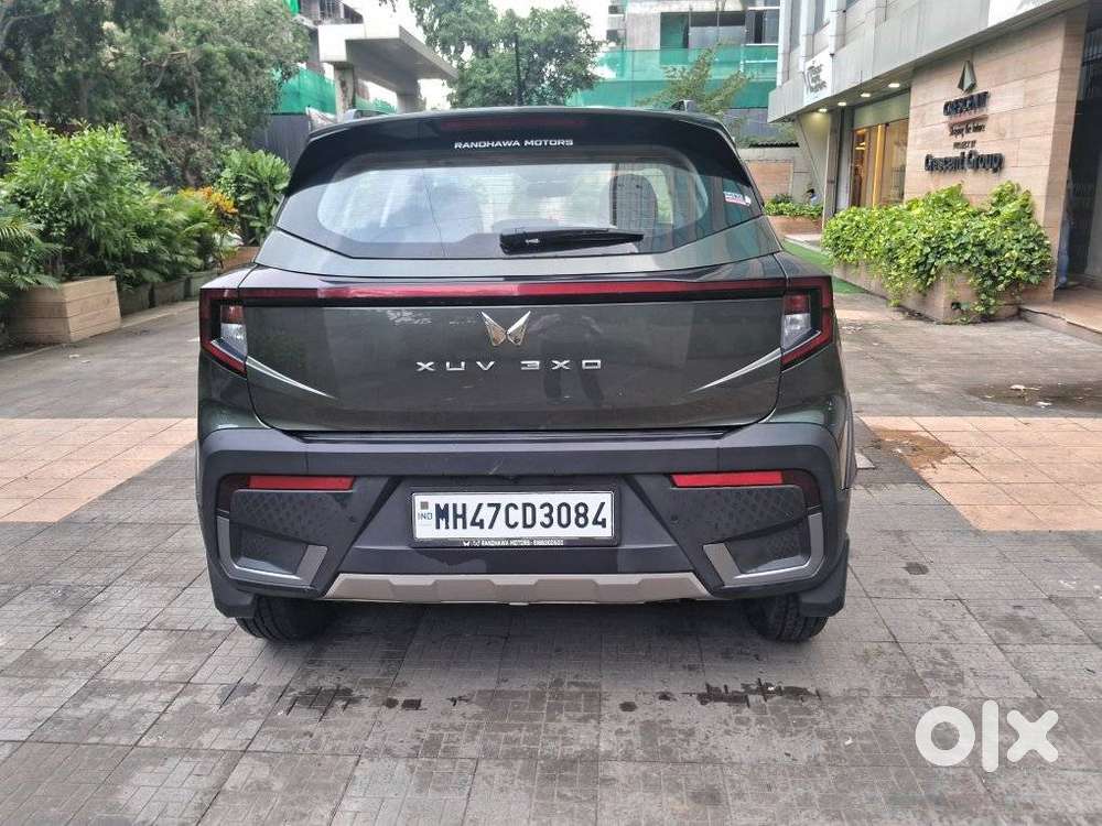Mahindra Xuv 3xo Ax5 Pm At, 2025, Petrol