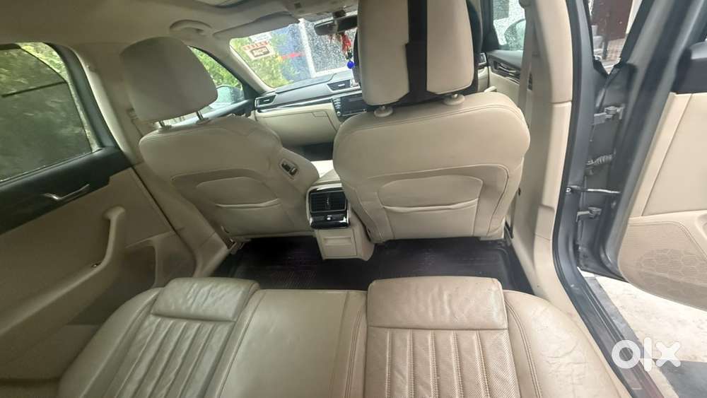 Skoda Superb 2017 Petrol Well Maintained