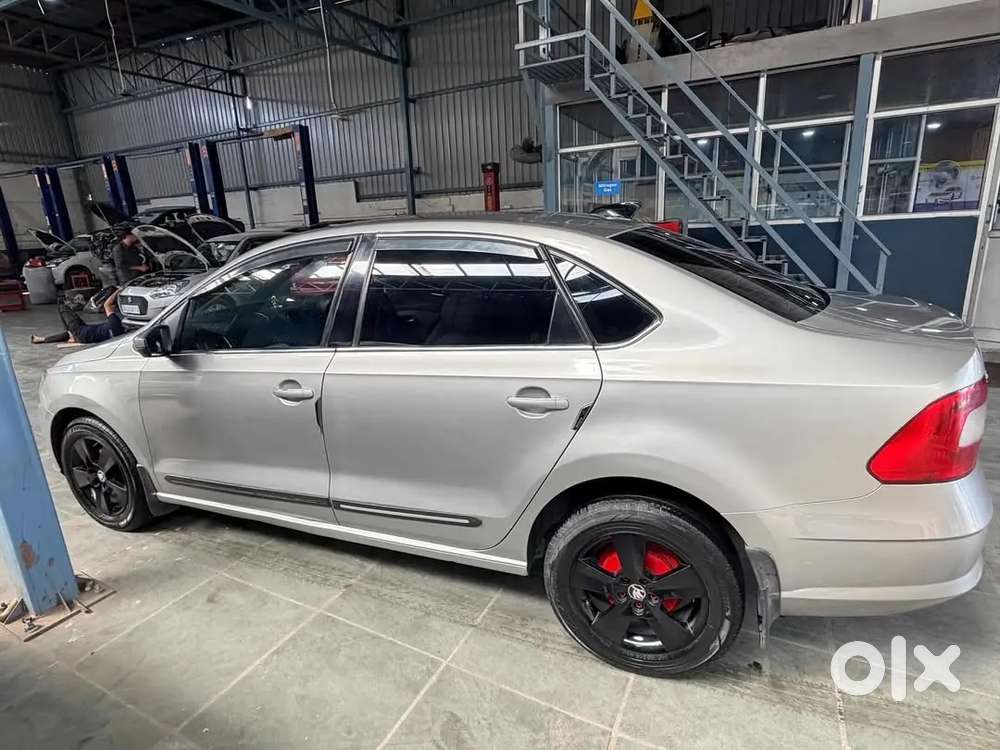Skoda Rapid 2017 Diesel 160000 Km Driven And Well Maintained.