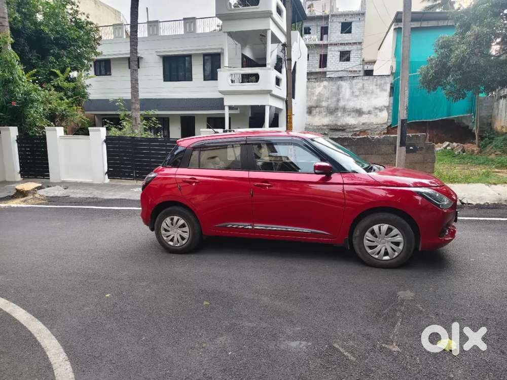 Maruti Suzuki Swift Vxi, 2025, Petrol