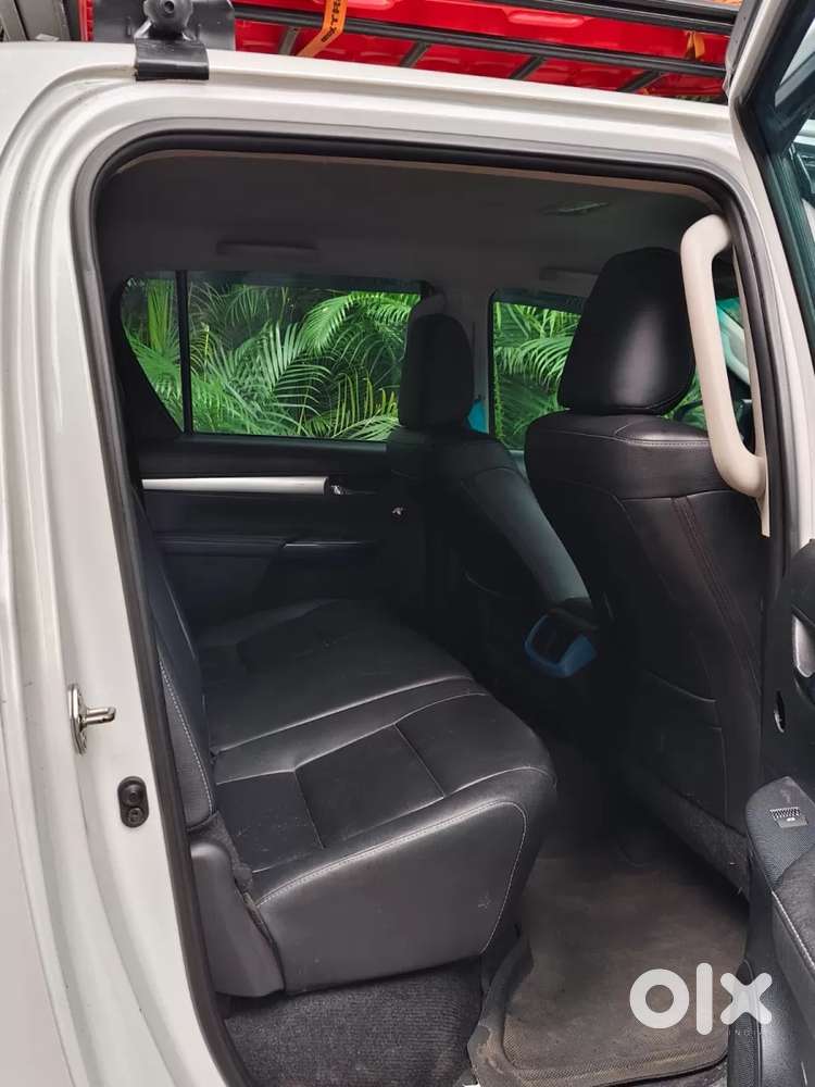 Toyota Hilux 2.8 High 4x4 Mt, 2023, Diesel