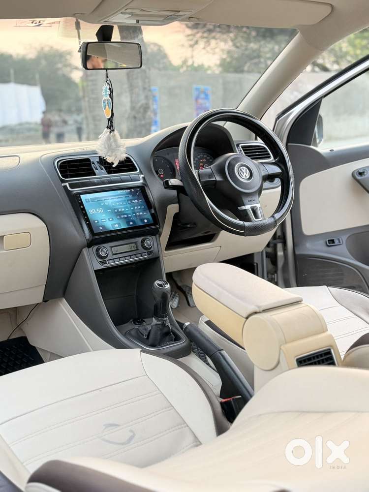 Volkswagen Vento Petrol Highline, 2011, Petrol