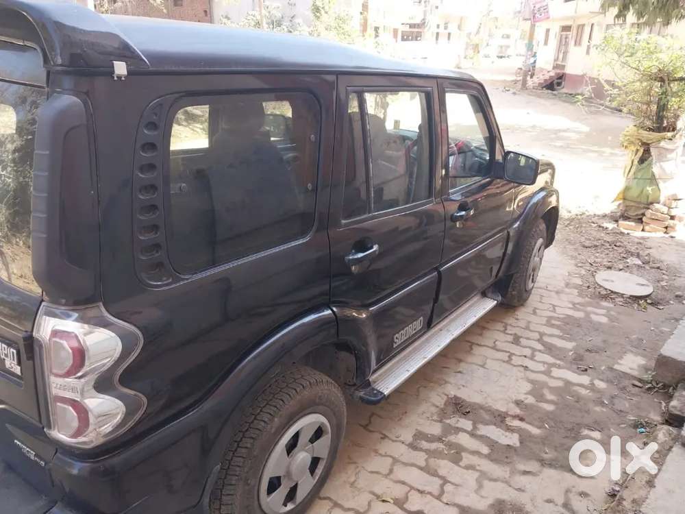 Mahindra Scorpio 2017