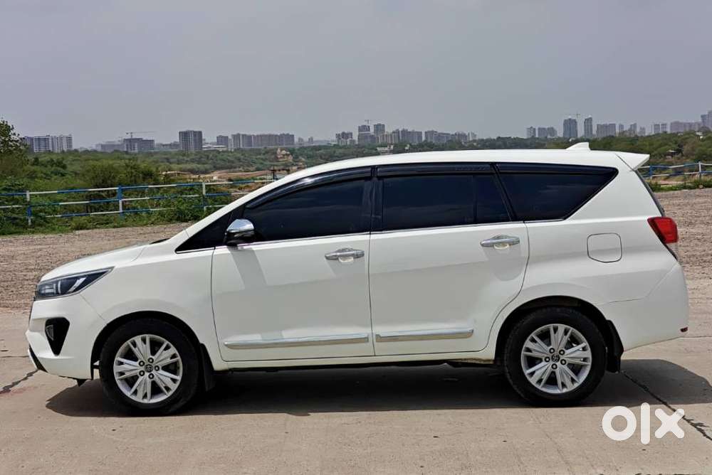 Toyota Innova Crysta 2.8z Automatic, 2019, Diesel