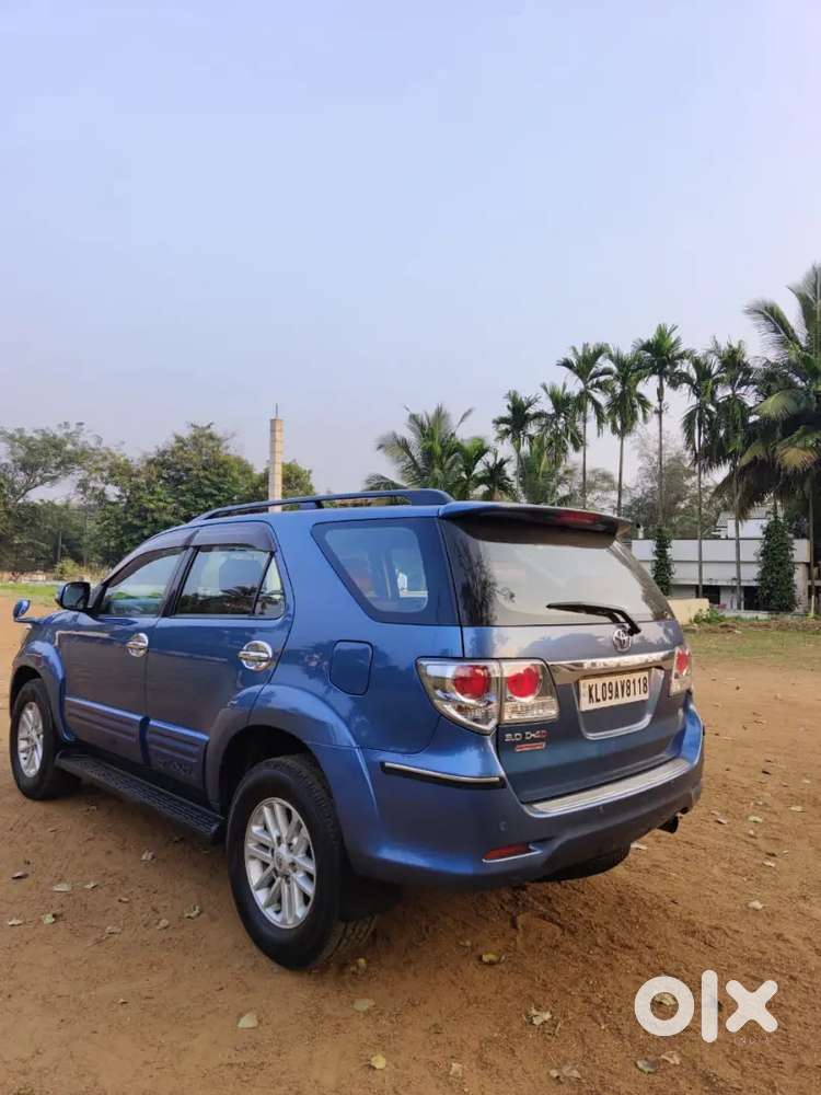 Toyota Fortuner Legender 2012