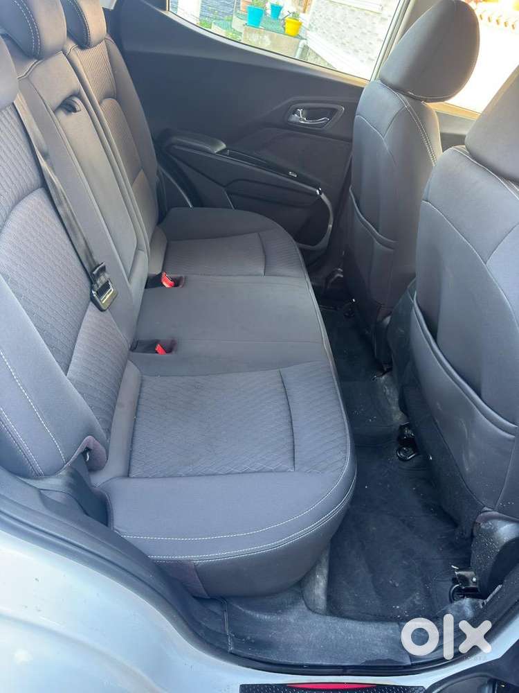 Selling Urgently Brand New Xuv 300 W8 Tgdi Petrol 2024.