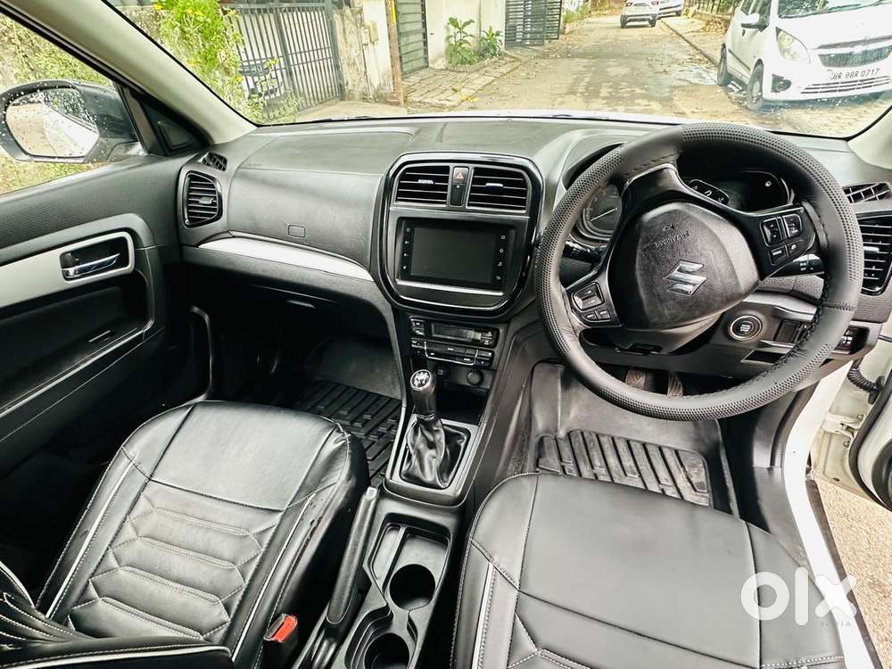 Maruti Suzuki Brezza 1.5 Zxi Smart Hybrid, 2022, Petrol