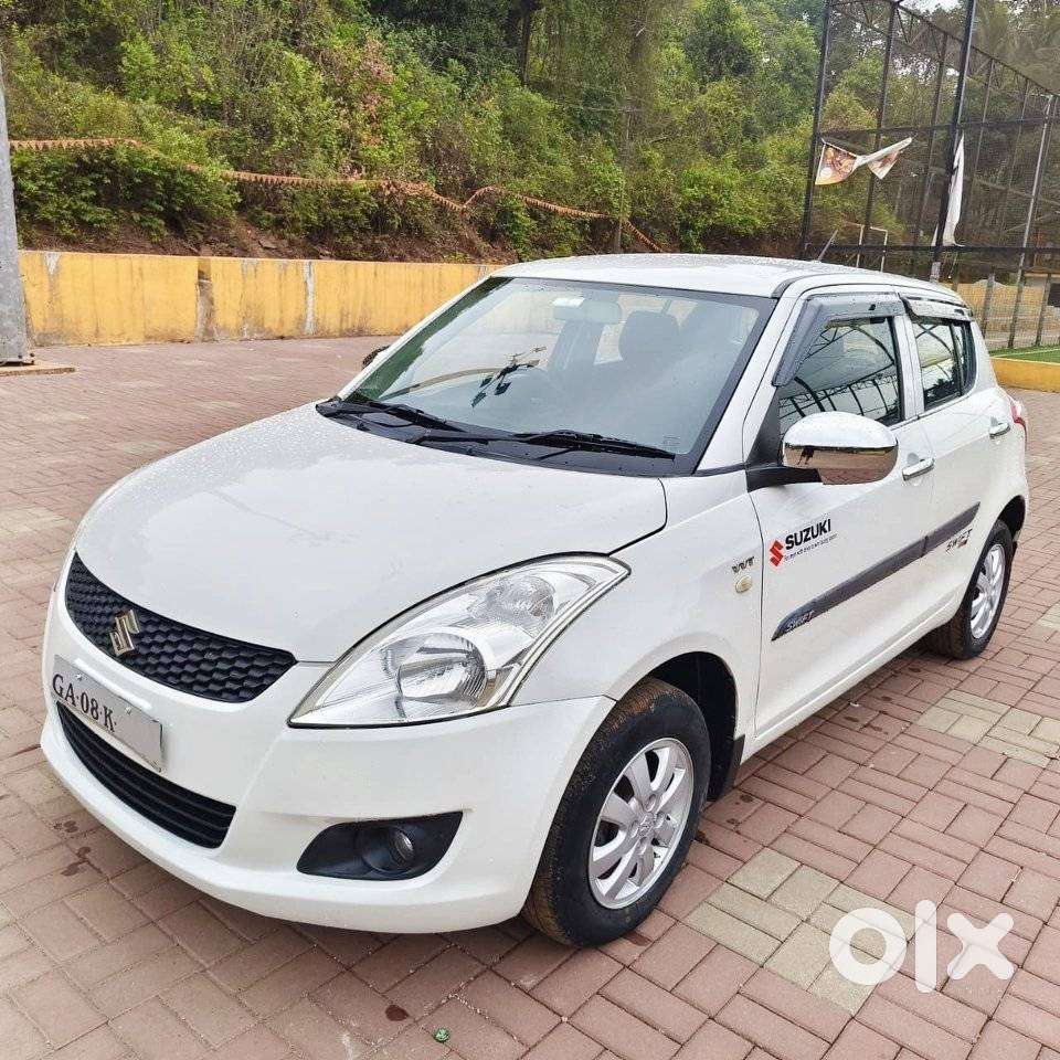 Maruti Suzuki Swift 1.2 Lxi (o), 2012, Petrol