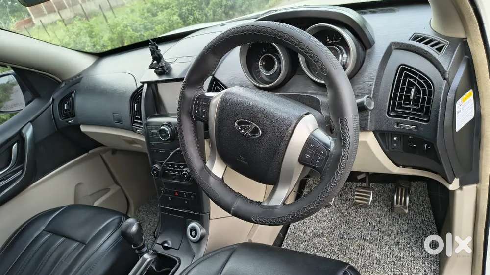 Mahindra Xuv500 2015 W10 Diesel 94000 Km Driven