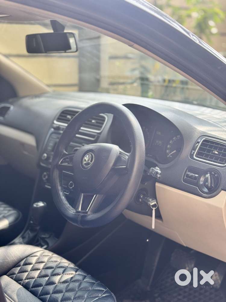 Skoda Rapid 1.5 Tdi Style/1.5 At Style, 2017, Diesel