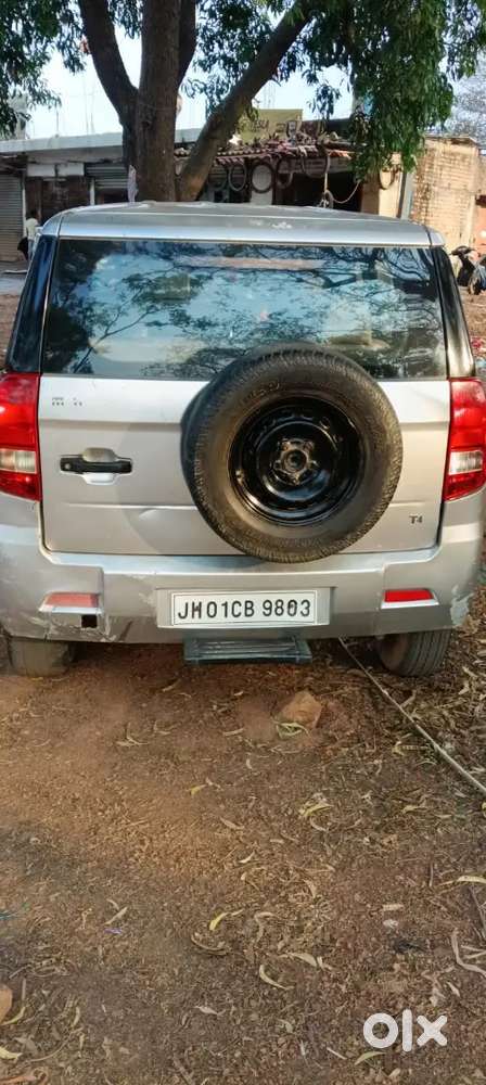 Mahindra Tuv 300 2016 Diesel 115000 Km Driven
