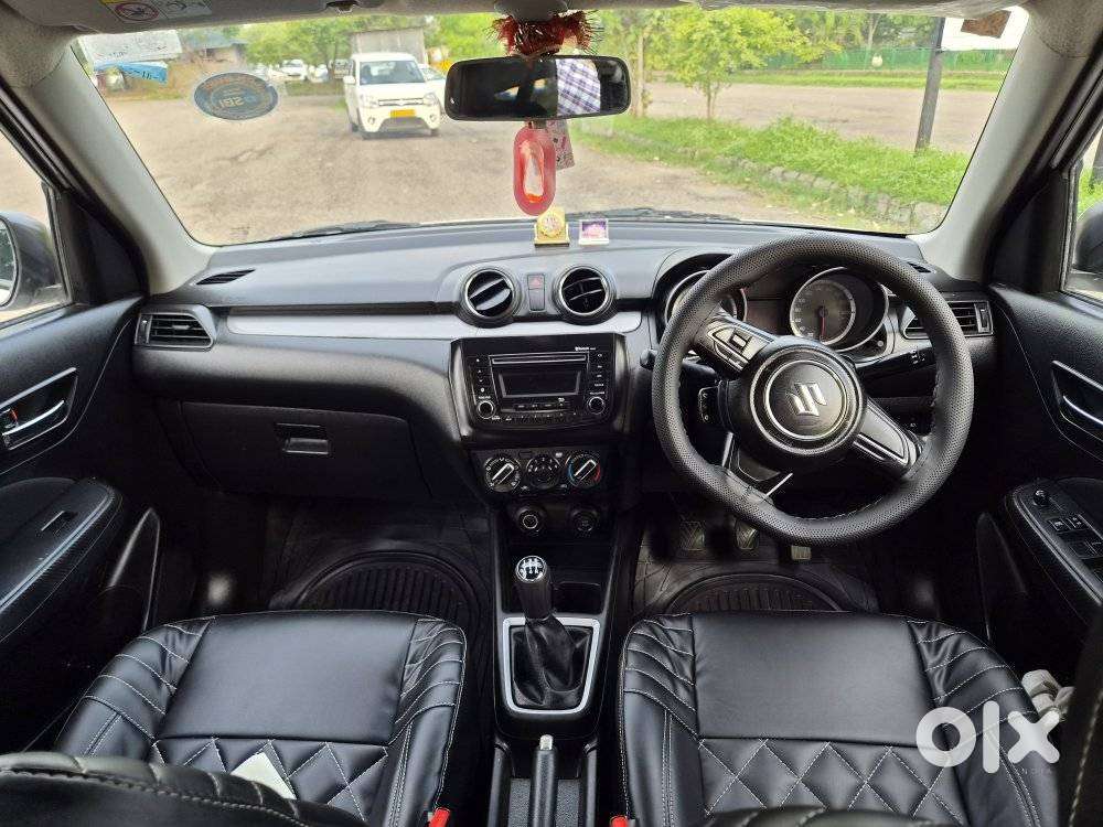 Maruti Suzuki Swift Vxi + Manual, 2021, Petrol