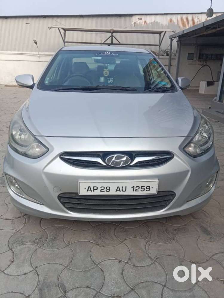 Hyundai Verna 2011-2014 1.6 Crdi, 2012, Petrol