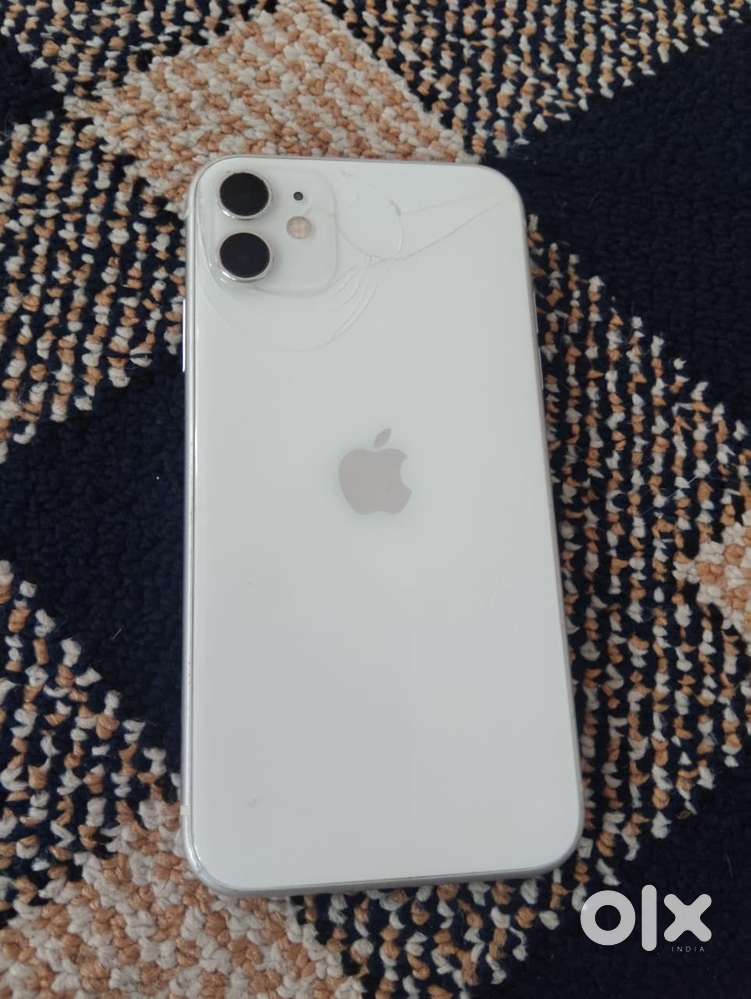 Iphone 11 64gb true tone on face id on battery 69 waterseal back