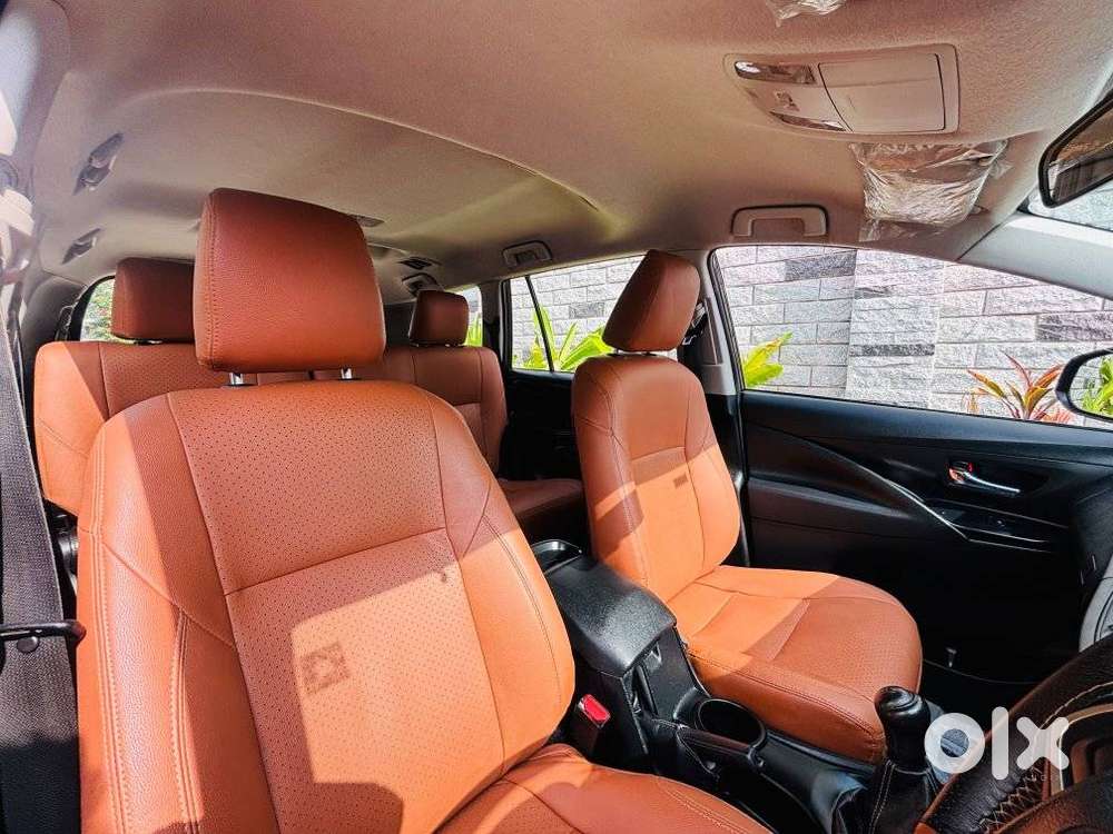 Toyota Innova Crysta 2.4 G Mt 8s, 2017, Diesel