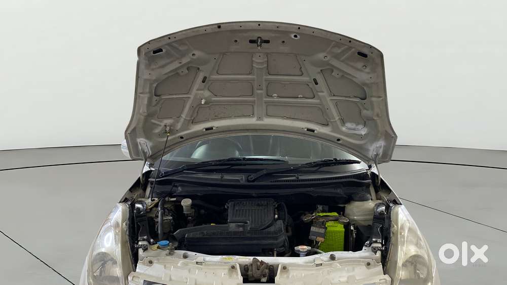 Maruti Suzuki Swift Zxi, 2015, Petrol