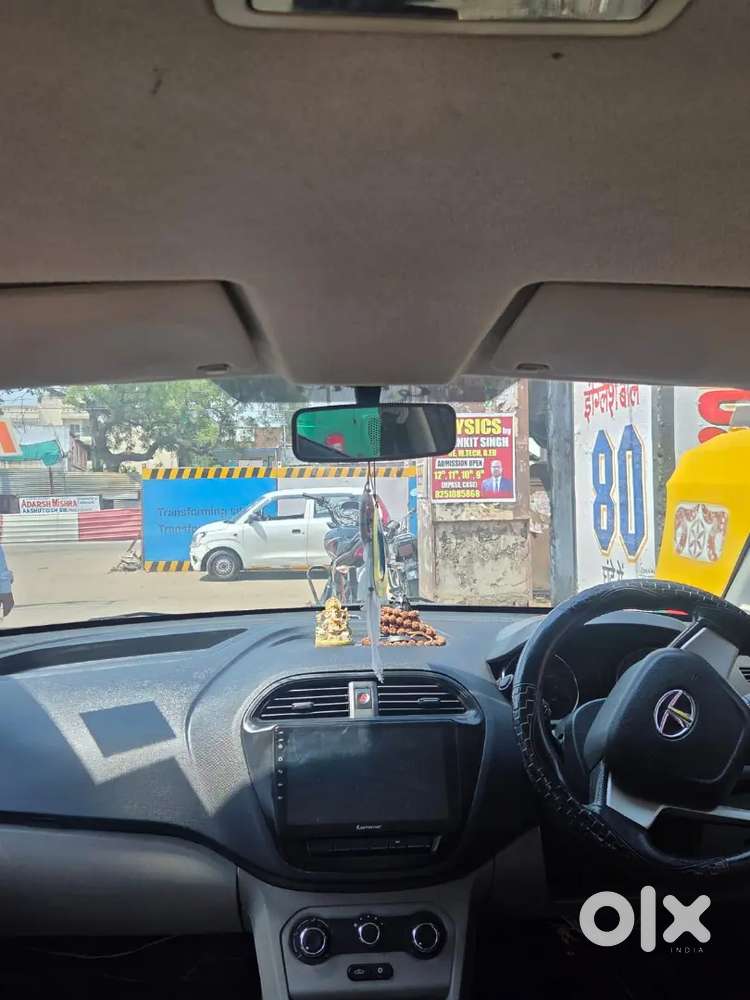 Tata Tiago 2018 Petrol 68000 Km Driven