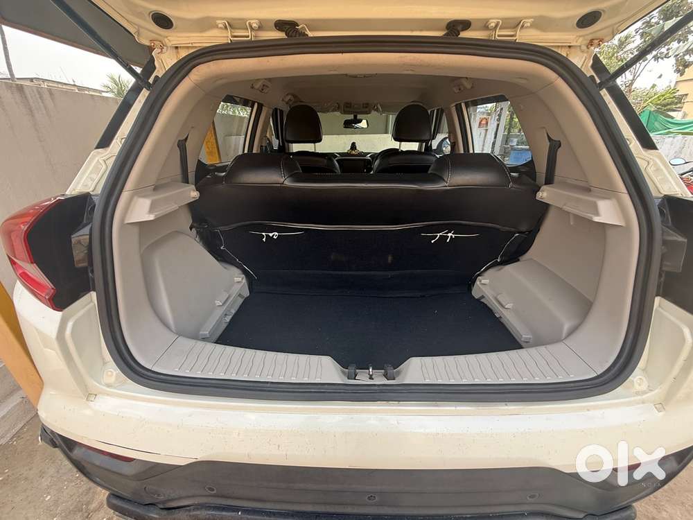 Mahindra Xuv 300 2022 Diesel 45600 Km Driven