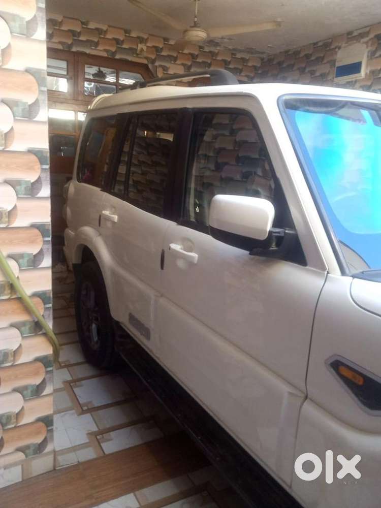 Mahindra Scorpio Getaway 2018 Diesel Well Maintained