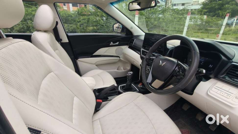 Mahindra Xuv 3xo Ax7 Diesel Mt, 2024, Diesel
