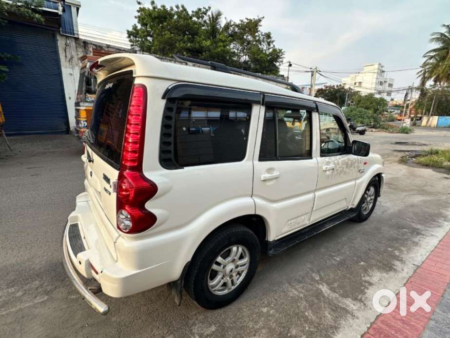 Mahindra Scorpio Vlx 2wd Airbag Bsiv, 2014, Diesel