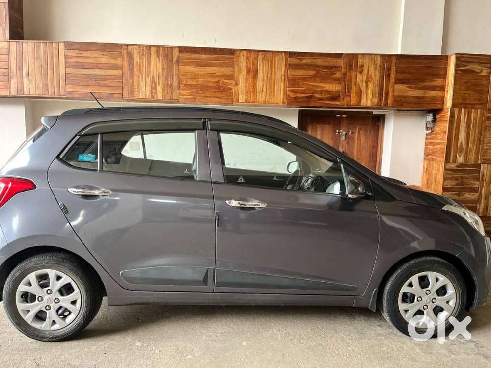 2017 Hyundai Grand I10 Sportz Petrol Car