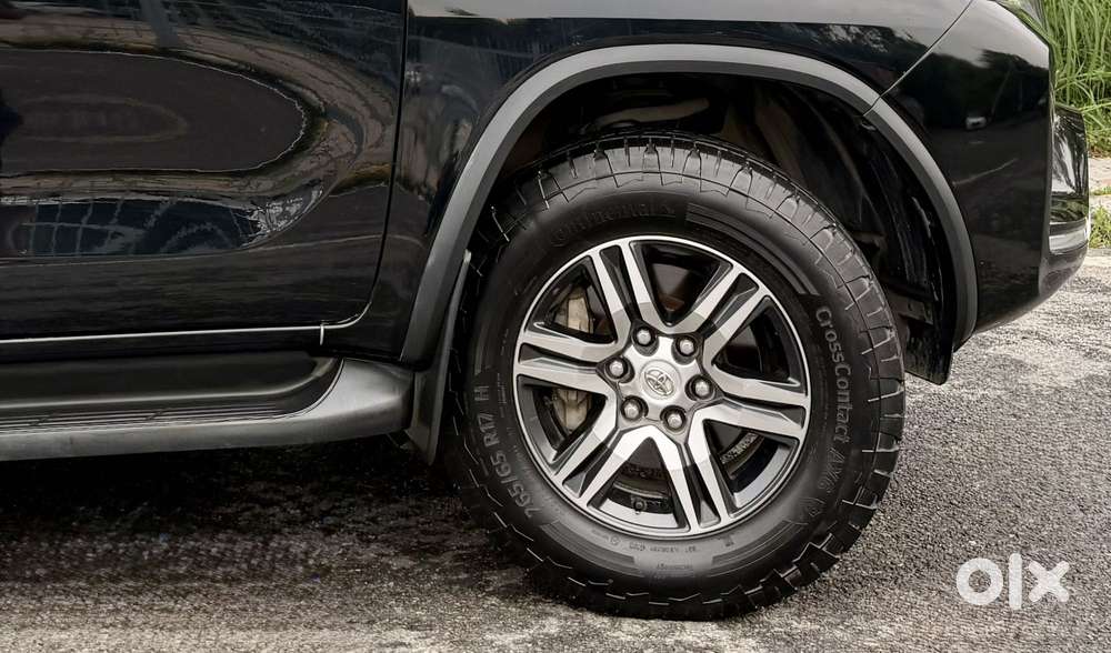 Toyota Fortuner [2021-ongoing] 2.7 2wd Petrol At, 2024, Petrol