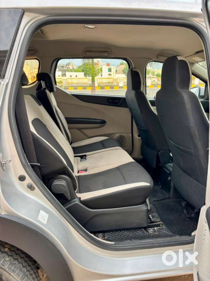 Renault Triber Rxt, 2022, Petrol