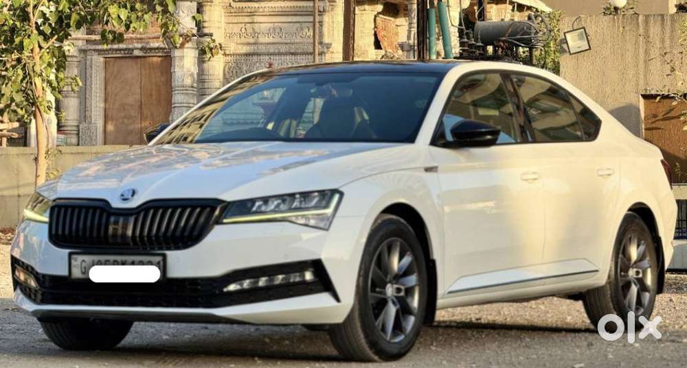 Skoda Superb [2020-ongoing] 1.8 Sportline, 2020, Petrol