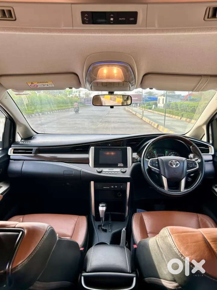 Toyota Innova Crysta 2.8 Zx At 7 Seater, 2019, Diesel