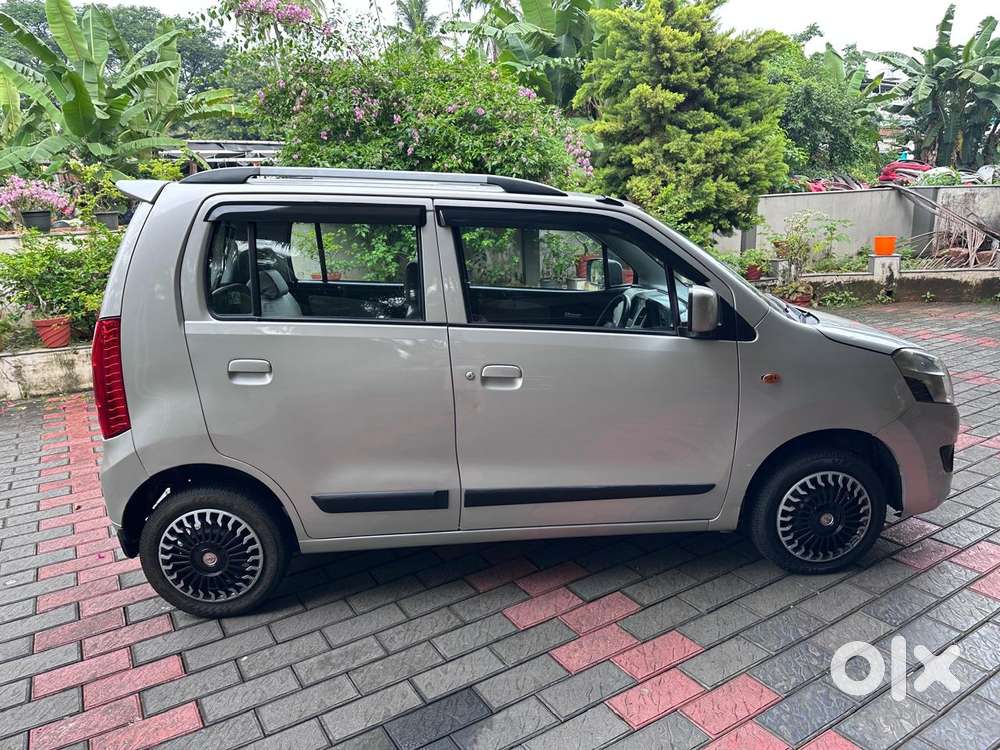 Maruti Suzuki Wagon R Amt Vxi Plus, 2016, Petrol